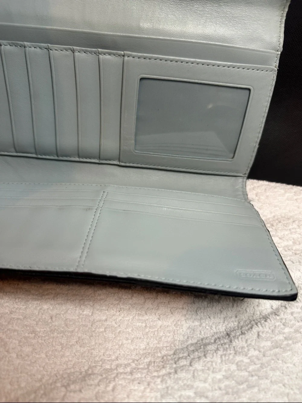 Coach Black snake and embossed Signature turnlock continental Wallet - Picture 4 of 9